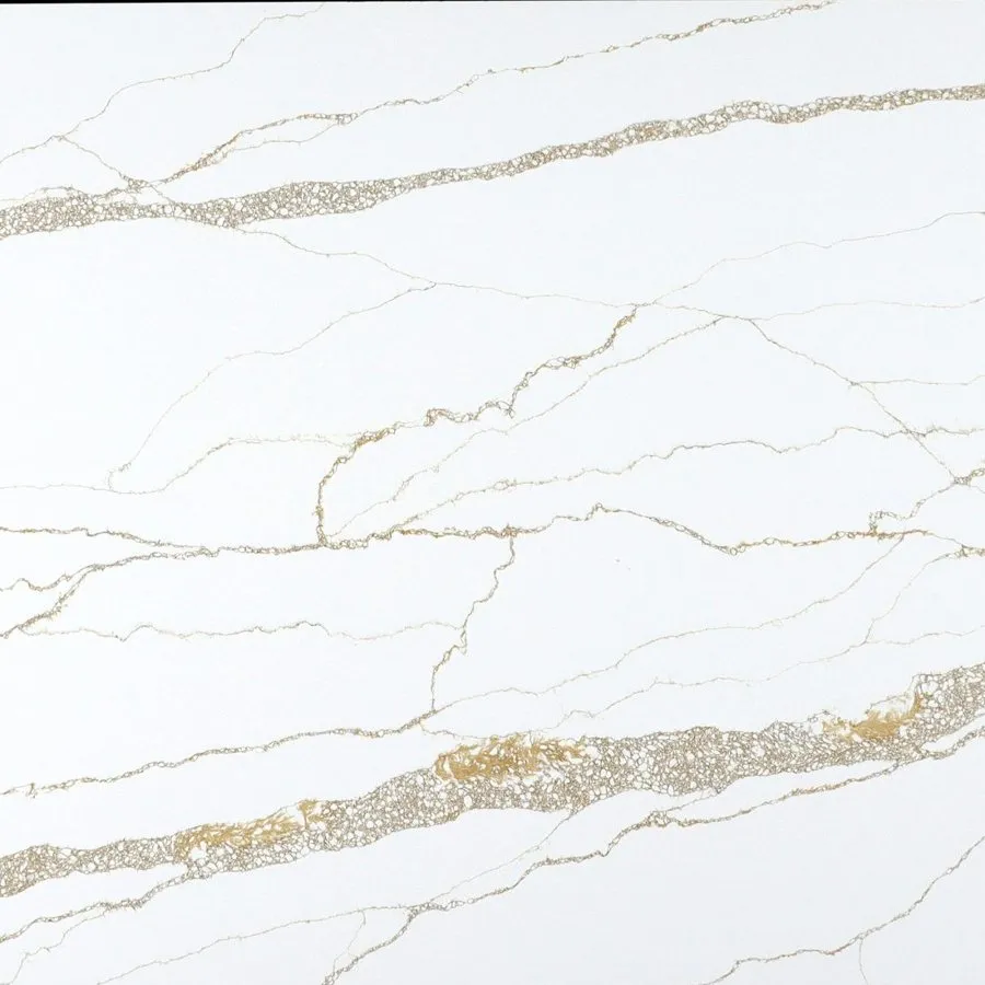 Close-up of Auro Quartz Calacatta 6614 Gold quartz veining