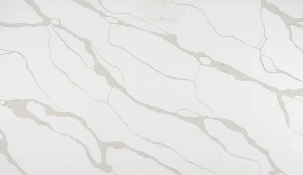 Auro Quartz Calacatta 6629 quartz slab, white base, wide beige veins
